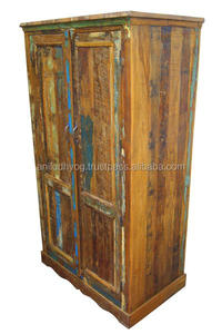 Vintage En Bois récupéré Armoire - Product Image 2