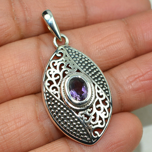 Colgantes de plata de ley 925 con forma ovalada de amatista, joyería de plata de diseño - Product Image 1