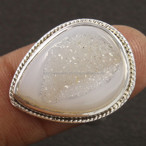 Anillo de Boda Clásico de Plata de Ley 925 con Ágata Blanca Drusa, Joyería con Piedras Preciosas para Mujer y Unisex, Exportador y Mayorista - Product Image 2