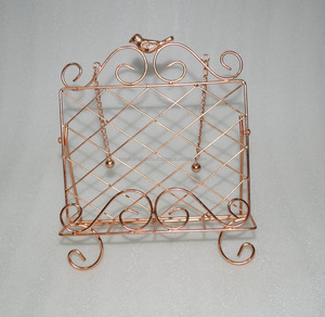 Shiny Gold Iron Wire <b>Hanging</b> <b>Basket</b> with Leaf Design Durable Metal <b>Hanging</b> <b>Basket</b> - Product Image 5
