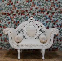 Mueble tallado en blanco para boda, 1 asiento