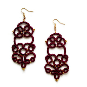 Pendientes de encaje color burdeos //pendientes de encaje bordado Hechos a mano con amor - Product Image 1