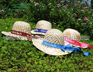หมวกฟางหญ้าทะเลธรรมชาติที่สวยงามของเวียดนามที่มีรูปแบบธรรมดาออกแบบโลโก้เองริบบิ้นและอุปกรณ์เชือก - Product Image 2