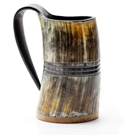 Caneca viking de ox com porcelana, xícara de viking de buzina natural (com anel de escultura em fundo de redwood