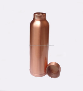 Bouteille d'eau potable directe en métal cuivré écologique unisexe avec couvercle pour le yoga et le festival ayurvédique - Product Image 5