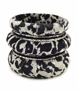 Bracelet en résine bijoux de mode bracelets pour cadeau femmes fête utiliser Bracelet de style classique à bas prix par LUXURY CRAFTS - Product Image 2