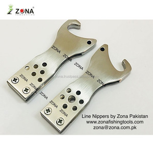 คีมหนีบสายเบ็ดตกปลาพร้อมที่เปิดขวดในตัวอุปกรณ์ตกปลาแบบพกพาสำหรับตกปลาเทราต์แม่น้ำ - Product Image 1