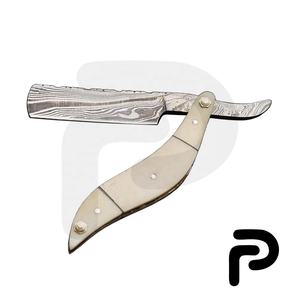 Rasoir à lame en acier damas sur mesure avec élégant manche en corne de chameau - Product Image 5