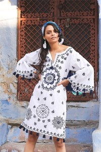 Traditionnelle Suzani Broderie Maxi Femmes Détendent L'ajustement Boho Femme Mini Robe Ample Manches Gland Décoration Vintage Rêve Hippie Tunique - Product Image 2