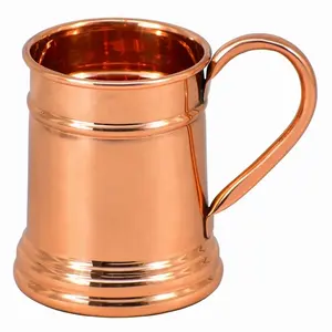 纯正铜啤酒罐，带铜手柄16盎司。传统设计镜子由公理家居装饰抛光