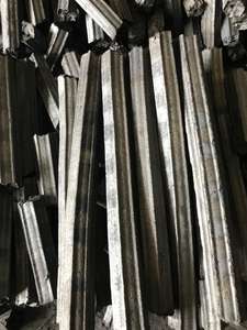 Briquettes de sciure de bois 100% bois dur EcoFlame Premium, durée de combustion de 4 à 6 heures, sans étincelles pour une cuisson au barbecue en plein air propre - Product Image 3