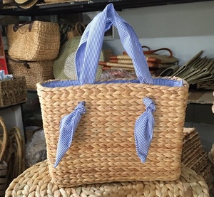 Bolsos de Jacinto de Agua de Moda - Colección de Artesanías de Vietnam _ 99 Almacenamiento de Datos Dorado - Product Image 1