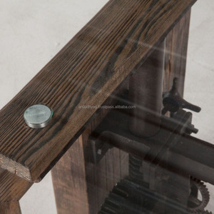 Table à manger à manivelle de 79 "L industriel vieux bois récupéré base en fer dessus en verre - Product Image 5