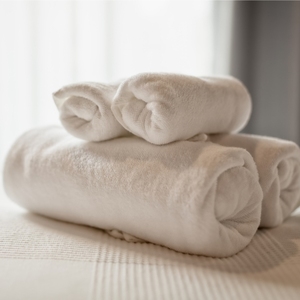 Linge de bain personnalisé pour hôtel, fabrication en Inde Vente en gros de linge de bain pour hôtel de qualité supérieure à prix abordable - Product Image 2