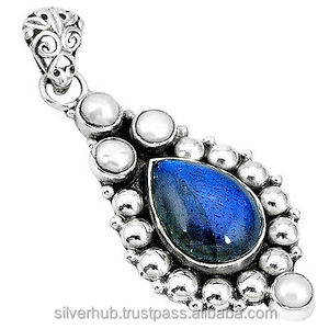 Pendentif ovale en argent sterling 925 avec pierre précieuse de Labradorite bleue unique avec zircone cubique plaqué rhodium noir bijoux fins - Product Image 1