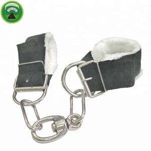 Grillete de Cadena de Lujo para Caballos - Product Image 1