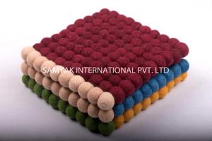 Mini décorations de Table de salle de bal en feutre les plus vendues ensemble de sous-verres en feutre carré de couleur personnalisable tapis et ensemble de tapis - Product Image 2