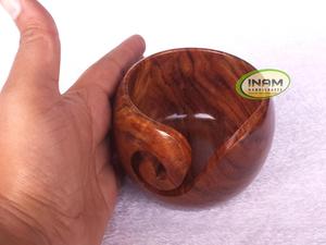 Hermosos accesorios de ganchillo hechos a mano de madera Sheesham de 7x4 pulgadas, cuenco de almacenamiento de hilo de madera tallado a mano con lazo liso pulido - Product Image 4