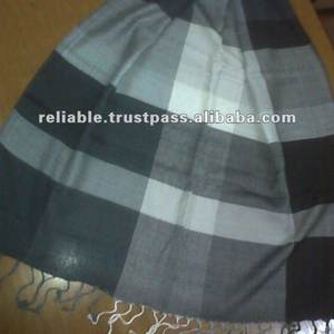 Bufanda de punto de viscosa tejida a mano con logotipo personalizado de moda de verano - Product Image 2