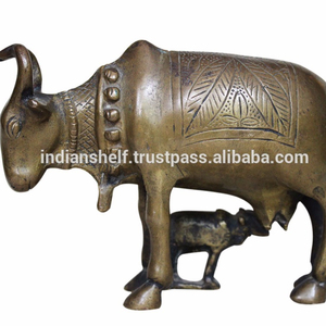Estatua de latón fundido hecha a mano, estatua de vaca de bronce antiguo de 4,7x6,7 pulgadas, Animal de latón fundido - Product Image 2