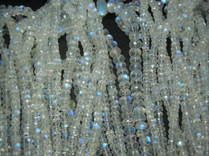 Perles de pierre de lune arc-en-ciel 3-7MM Rondelle à facettes pierre de feu bleue en vrac en gros pas cher - Product Image 4