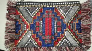 Pochette en toile pour femme élégante avec perles de fil Accessoire de soirée élégant pour dame de mode - Product Image 4