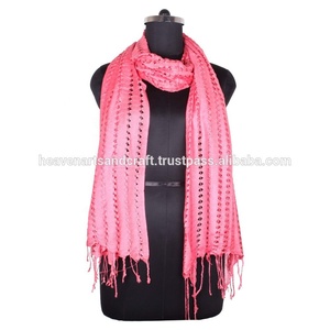Bufanda de red de rayón tejida a mano para niñas SC0202 Bufanda de rayón tejida a mano ajustada de red de rayón para niñas - Product Image 2
