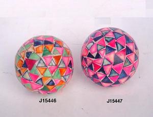 ลูกบอลโมเสกตกแต่งลายกระดูกสามเหลี่ยมหลากสีมีให้เลือกใช้ทุกขนาดและทุกสีของขวัญแปลกใหม่ - Product Image 3