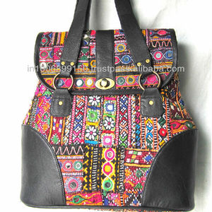 Bolso bohemio de trabajo de cuero de tela Banjara vintage auténtico - Product Image 1
