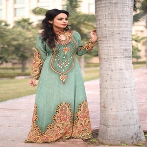 Caftán largo de impresión digital/caftán crep - Product Image 6