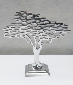 Eco-Friendly Metal <b>Art</b> Deco Sculpture for Home Decor - Product Image 3