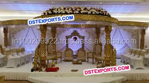 Mandap de mariage en bois sculpté en forme de paon, artisanat traditionnel, pilier de mandap en bois, Californie - Product Image 2