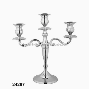 Lanterne en verre à 3 bras en aluminium poli fait à la main décorations de noël pour la maison bougeoirs en métal candélabre élégant décoration de la maison - Product Image 1