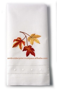Toalla de mano bordada a mano, 100% algodón o lino - Product Image 3
