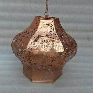 Vintage Gold Metal Saudi Islamic Style Candle Holder with Mini <b>Lanterns</b> Iron Christmas <b>Decorative</b> <b>Lanterns</b> - Product Image 5