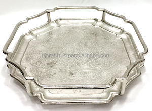 Plateau décoratif en aluminium de forme moderne et élégante Plateau de service avec logo personnalisé pour la table à manger à la maison Plateau de service en métal tendance récente - Product Image 4