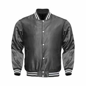 Couleur grise de veste de baseball de bombardier de Letterman d'université de satin avec des vêtements de sport rayés blancs de conception - Product Image 1