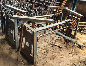 โต๊ะเหล็กโบราณแบบปรับระดับได้ สไตล์อินดัสเทรียล ฟาร์มเฮาส์ พับได้ เฟอร์นิเจอร์บ้าน บาร์ในบ้าน ห้องรับประทานอาหาร โครงสร้างโลหะ - Product Image 2