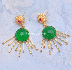 อัญมณีโอนิกซ์สีเขียวธรรมชาติฉูดฉาด925แข็งเงินสเตอร์ลิงเครื่องประดับอย่างดีต่างหูชุบทอง18K ต่างหูแฟชั่นแบบหยดน้ำราคาขายส่ง - Product Image 2