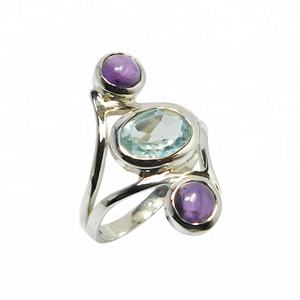 แหวนเงินสเตอร์ลิง925แข็งทำด้วยมือพร้อมพลอยบุษราคัมสีฟ้าและอัญมณีหลายแบบขายส่ง - Product Image 1