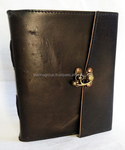 Journal en cuir véritable de taille B5 fait à la main nouveau journal personnalisé à la mode avec serrure en cuivre pour écrire des souvenirs cadeaux de bureau - Product Image 1