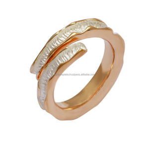 แหวนเงินสเตอร์ลิงทำด้วยมือ925ชุบทองพร้อมไข่มุกน้ำจืดสำหรับงานปาร์ตี้เครื่องประดับสุดหรู14K - Product Image 1