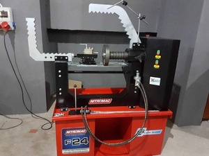 Máquina de Reparación de Llantas de Aleación - Product Image 2