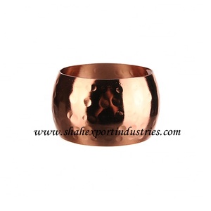 Ensemble de 4 ronds de serviette martelés en cuivre Look d'élégance pour vos dîners de mariage Événements Décor Porte-serviettes - Product Image 2