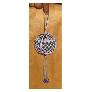Belle boule de Noël à suspendre - Product Image 1