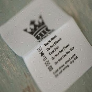 OEM personalizado corte ultrasónico satén personalizado barato impresión cuidado etiquetas para ropa - Product Image 4