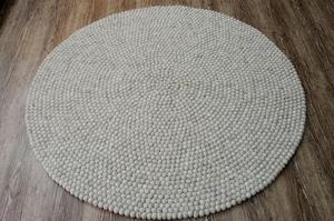 FBR-035, Tapis rond en feutre, 100% laine de Nouvelle-Zélande écologique, feutré et cousu par des artisans talentueux et compétents du Népal - Product Image 2