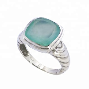 Design unique Bague en argent sterling 925 avec calcédoine et pierres précieuses pour l'éternité et le vermeil Fournisseur de bijoux en argent tendance - Product Image 1