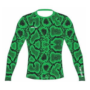 2021 High Quality Short <b>Sleeve</b> <b>Men</b> Swimming Surfing Rash Guard Black <b>White</b> Compression Tops Wholesales <b>Men</b> T <b>Shirt</b> MMA Rashguard - Product Image 2