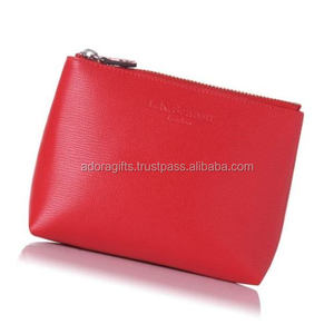 Bolsa de cosméticos plana con cremallera de cuero PU de lujo con logotipo personalizado Bolsa de maquillaje de viaje duradera para damas - Product Image 1